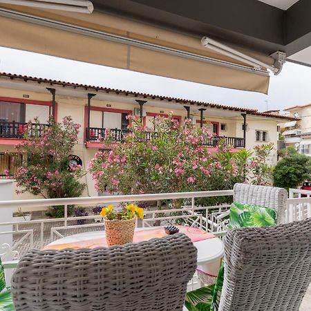 Family Inn Apartments&Suites Neos Marmaras Bagian luar foto