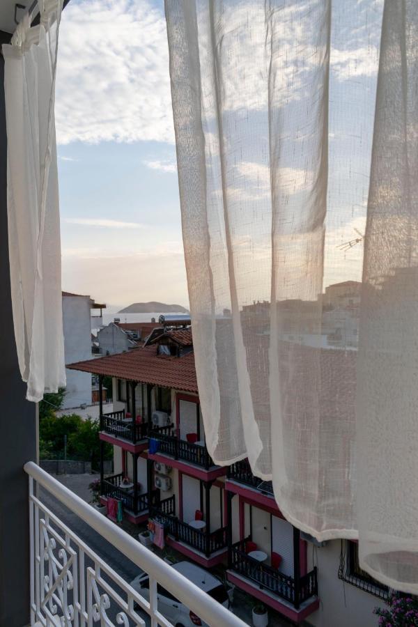 Family Inn Apartments&Suites Neos Marmaras Bagian luar foto