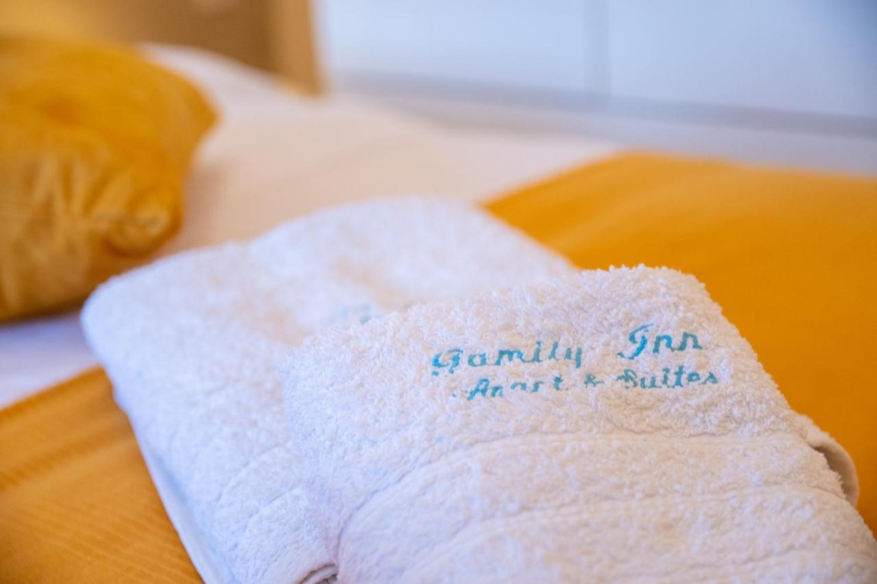 Family Inn Apartments&Suites Neos Marmaras Bagian luar foto