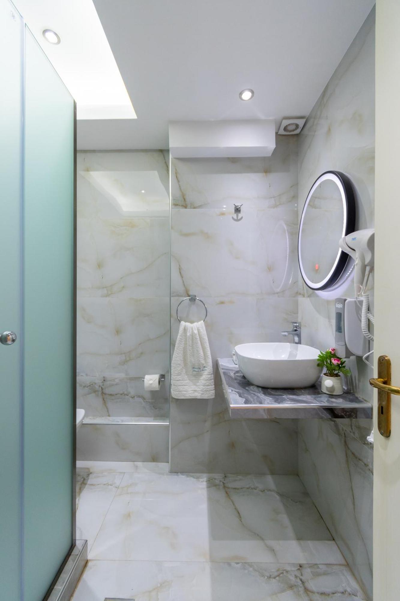 Family Inn Apartments&Suites Neos Marmaras Bagian luar foto