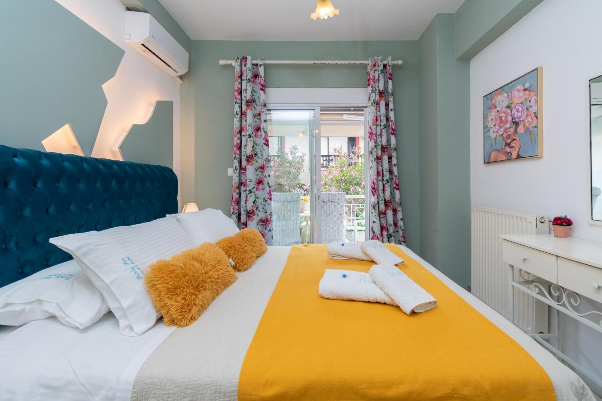 Family Inn Apartments&Suites Neos Marmaras Bagian luar foto