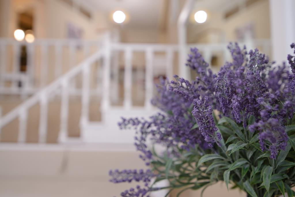 Family Inn Apartments&Suites Neos Marmaras Bagian luar foto
